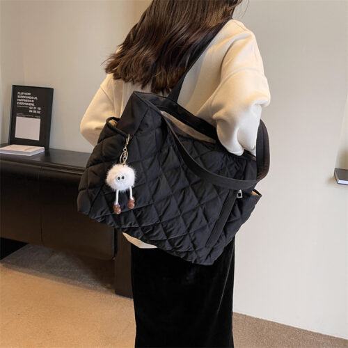 2024 New Large-Capacity Bag Female Lingge Canvas Bag Niche Versatile Commuter Tote Bag Shoulder Bag Cross-border - Image 4