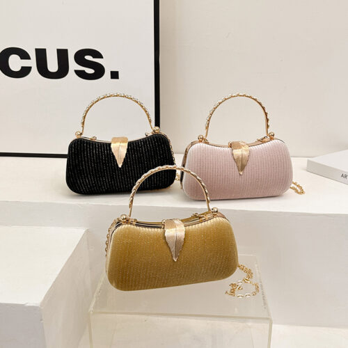 Cross-border wholesale clutch bags, trendy crossbody bags, banquet fashion shoulder chain bags, exquisite simple lock women's bags