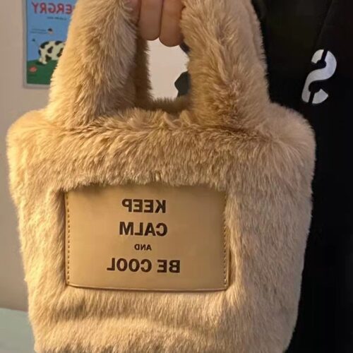 Welfare products autumn and winter new furry letter handbag girl cute plush bucket hand carry fur bag - Image 4