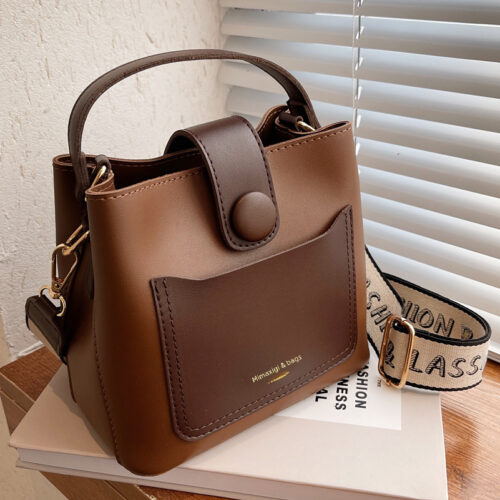 This year's popular bags, 2025 new trendy spring fashion hand-carried shoulder bags, cross-body versatile retro bucket bags